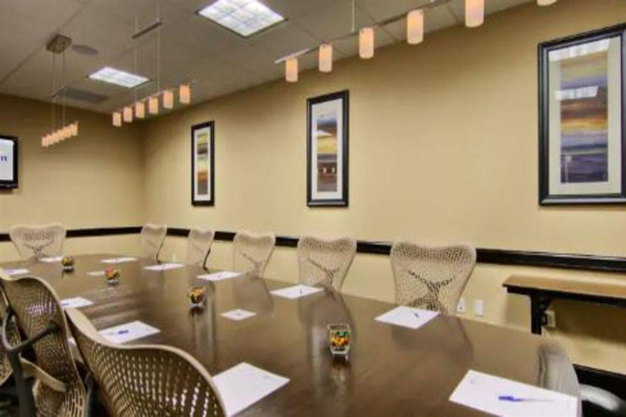 Hilton Garden 3*