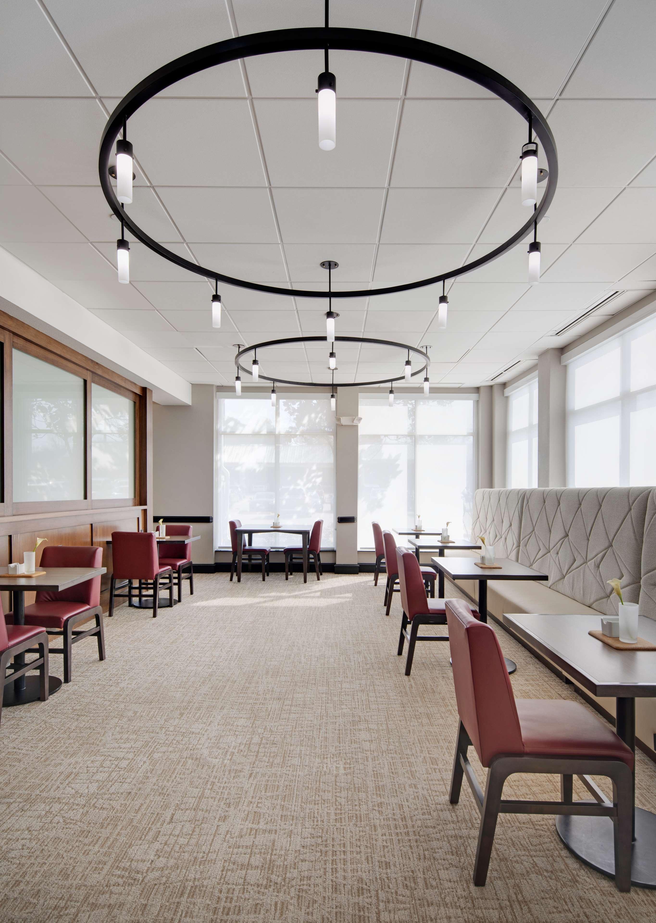 Hilton Garden 3*
